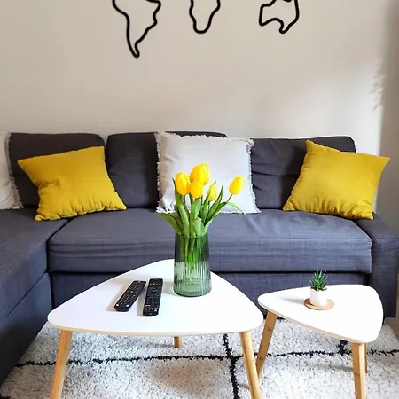 Bus Station Appartement *